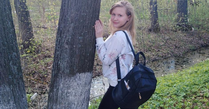 Ценой собственной жизни спасла подругу: в Ярославле посмертно наградили девочку-героя
