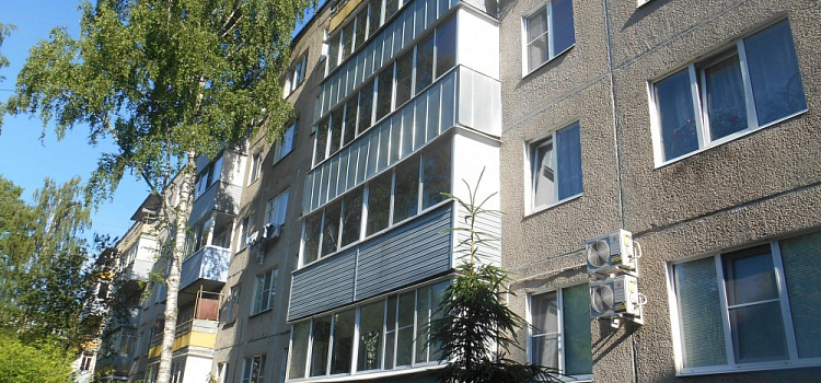 Соседи нашли тело во дворе: следователи раскрыли убийство в Рыбинске