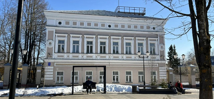 В Ярославской области выставили на торги дом, спроектированный братом Фёдора Достоевского