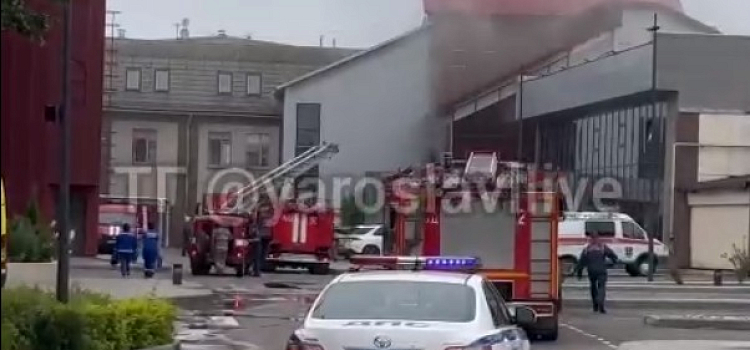 В центре Ярославля в фитнес-клубе случился пожар