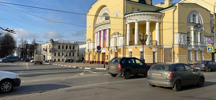 В центре Ярославля до середины августа перекроют движение авто