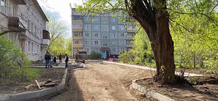 В Ярославле началось благоустройство по проекту «Наши дворы»
