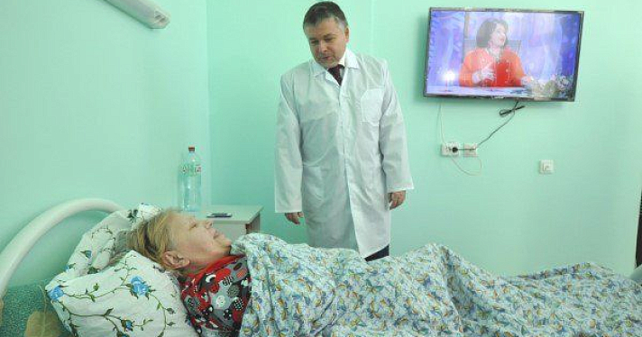 В Ярославле после ремонта открылся хирургический корпус больницы имени Семашко_97688