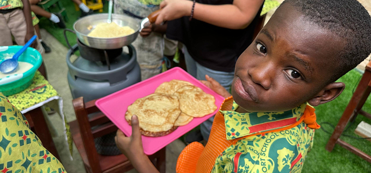 Масленица под африканским солнцем: преподаватель ЯГПУ провела русский праздник в Гане_311855