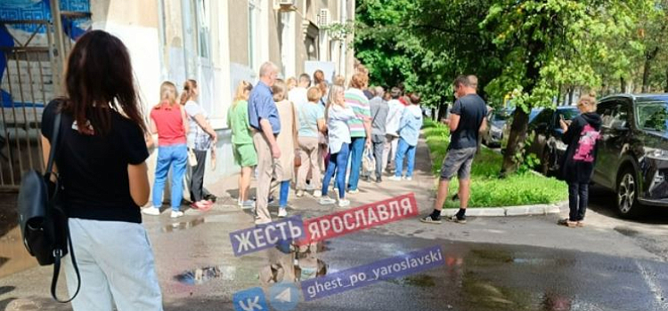 В ярославском минздраве объяснили появление очередей в детскую больницу