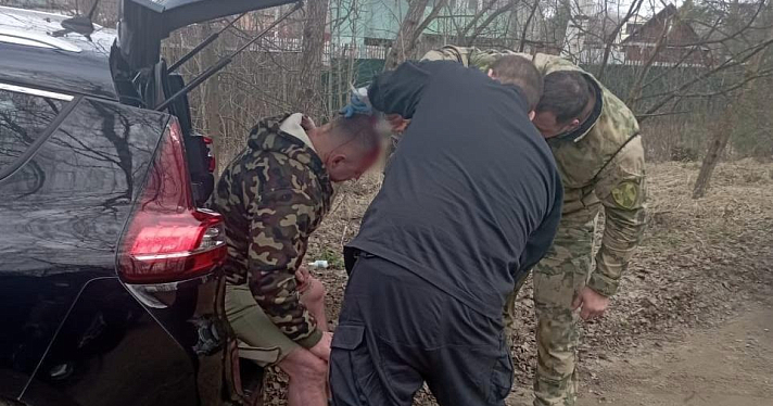 В Ярославле Росгвардейцы помогли попавшему в ДТП мужчине