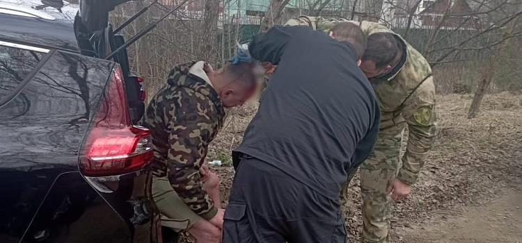 В Ярославле Росгвардейцы помогли попавшему в ДТП мужчине