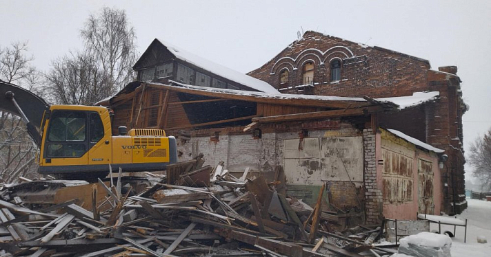 В Рыбинске начался снос ценного исторического здания