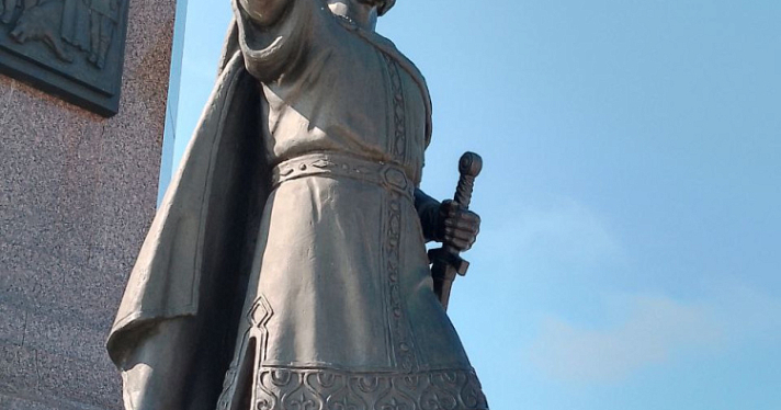 В Ярославле восстановили памятник основателю города