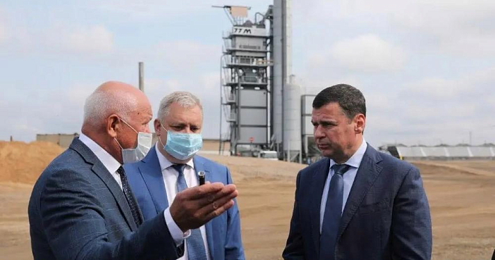 Дмитрий Миронов посетил новый асфальтобетонный завод 