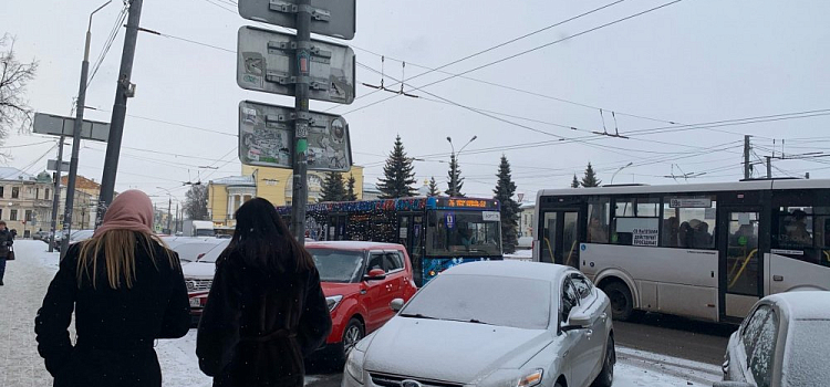 Всего два выходных в мае: Минтруд составил календарь праздничных дней на 2021 год 