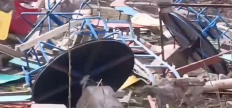 Ярославцам предложили поставить новые детские городки за свой счёт