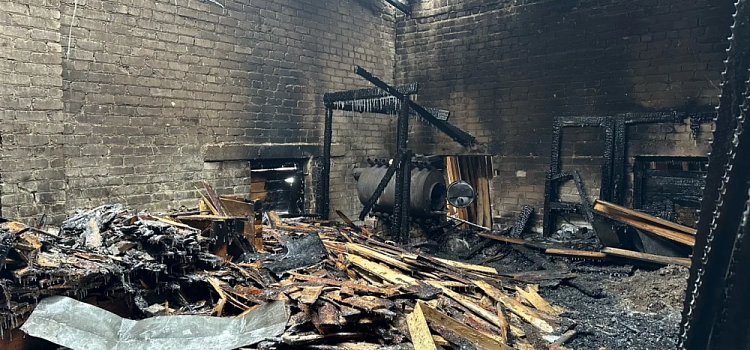 В Ярославской области при пожаре на лесопилке пострадал мужчина