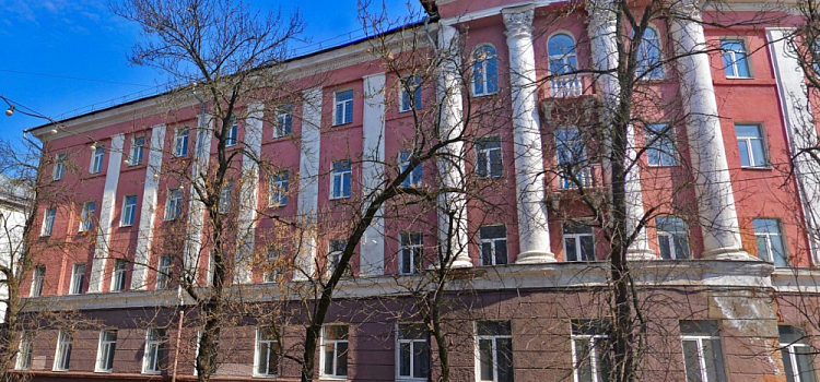 Здание бывшей детской больницы на проспекте Ленина в Ярославле выставят на продажу