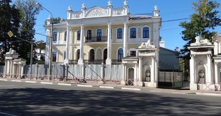 Прокуратура Ярославля требует отменить строительство дома рядом с усадьбой Сорокиных