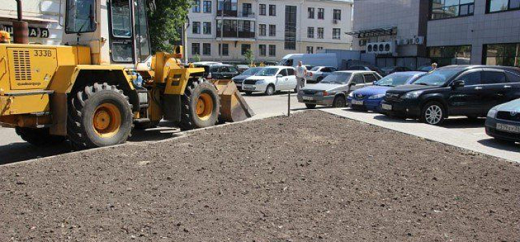 В Ярославле на Октябрьской площади появилась дополнительная автомобильная парковка 