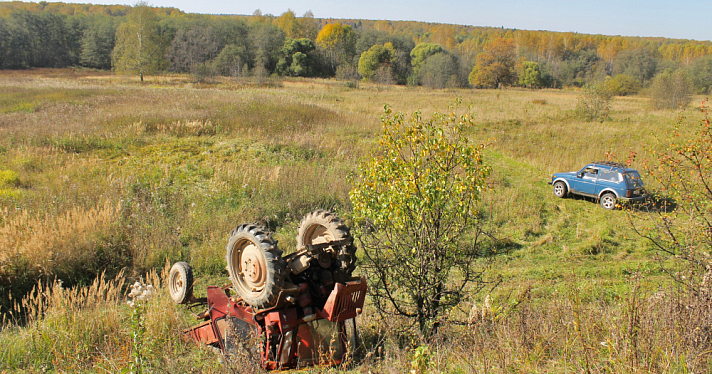 Ярославские полицейские расследовали дело о мошенничестве при продаже мини-тракторов