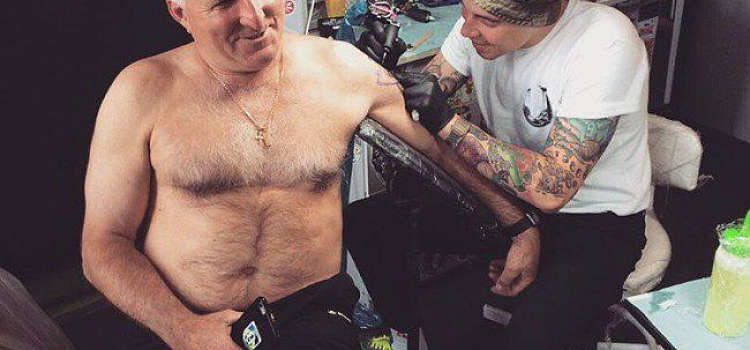 Главный тренер «Шинника» Александр Побегалов сделал тату с символикой клуба_71927