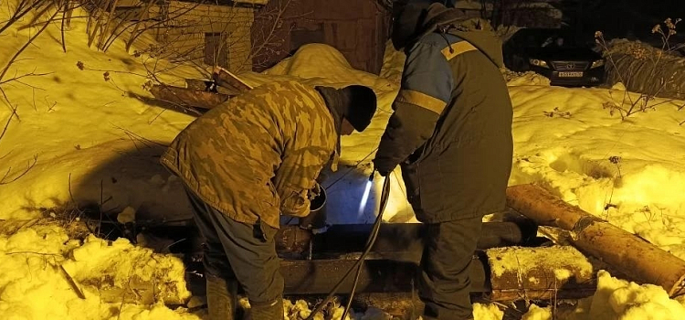 Без тепла осталось 300 человек: в ярославском селе обрушилась кровля котельной_311342