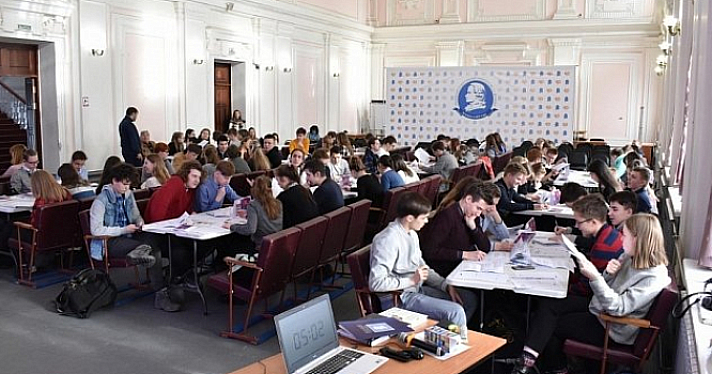 Ярославский вуз вошёл в рейтинг образовательных учреждений с самыми высокими зарплатами выпускников