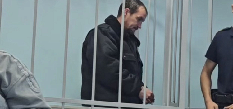 В Ярославле поймали мужчину, пытавшегося украсть бутылку бренди