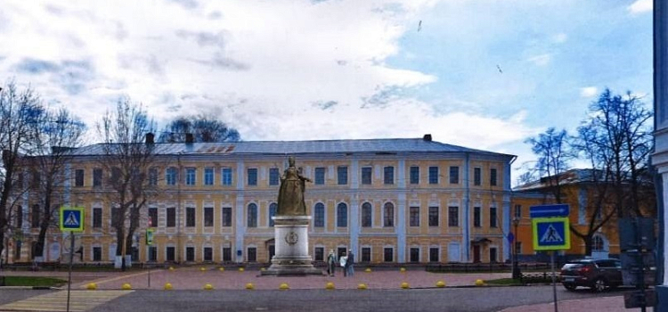 Памятник Екатерине II в Ярославле планируют устанавливать в 2025 году