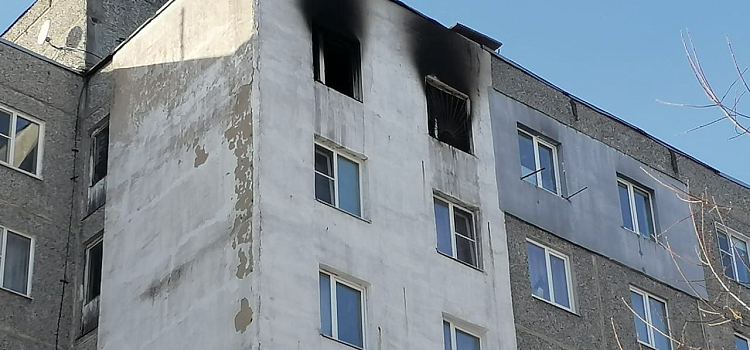 В Заволжском районе Ярославля при пожаре в многоэтажке погибли три человека_266894