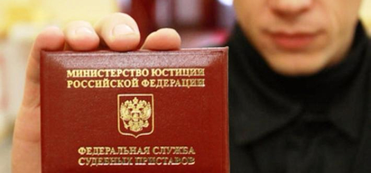 Горе-отец расплатился автомобилем за долги по алиментам 