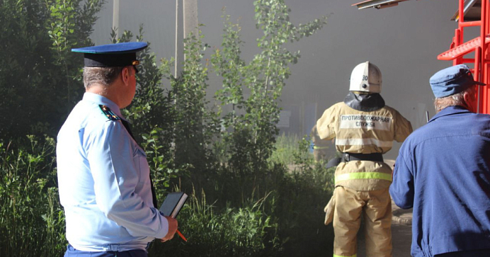Пожар на складе в Любиме обошёлся без пострадавших