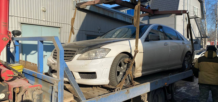 В Ярославле у лихача отобрали Mercedes