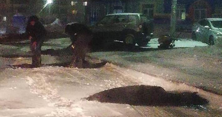 «Нервы не выдерживают»: ярославцы раскритиковали работу дорожников в снег_169365