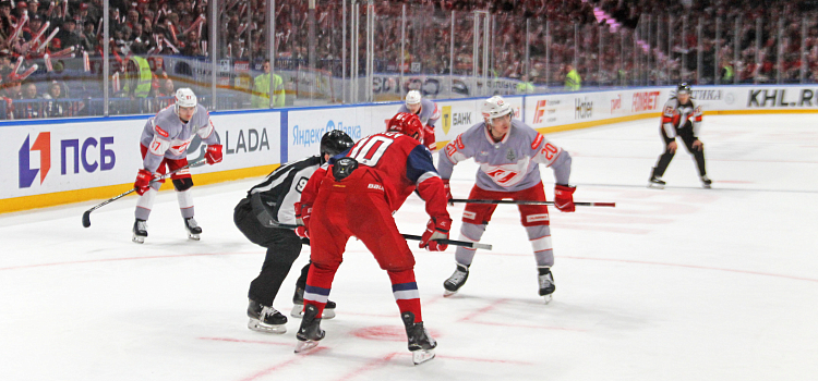 Ярославский «Локомотив» сломил сопротивление «Спартака» в первом матче плей-офф_313475