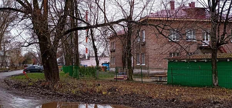 Жители Ярославля просят отремонтировать дорогу к детскому саду во Фрунзенском районе_225824