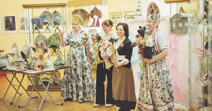 Мастерицы «Юрьевского» представляют свои валяные изделия на различных выставках в Ярославле