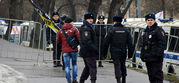 Ярославцы приняли участие в московском марше памяти Бориса Немцова_24581