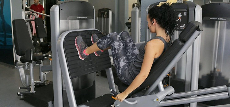 Рыбинец украл из спортзала диски для штанги и гири