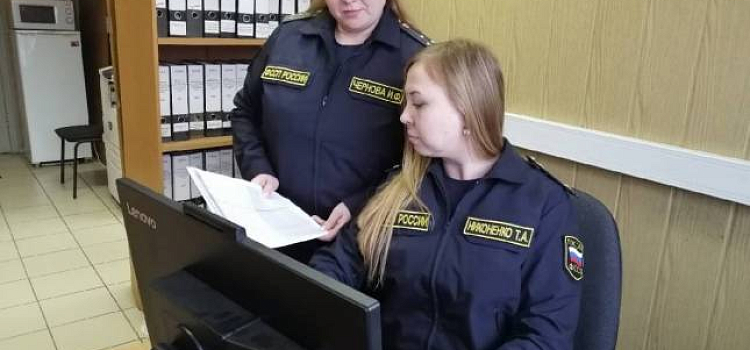 В Рыбинске мать девочки с инвалидностью оказалась на скамье подсудимых: причина