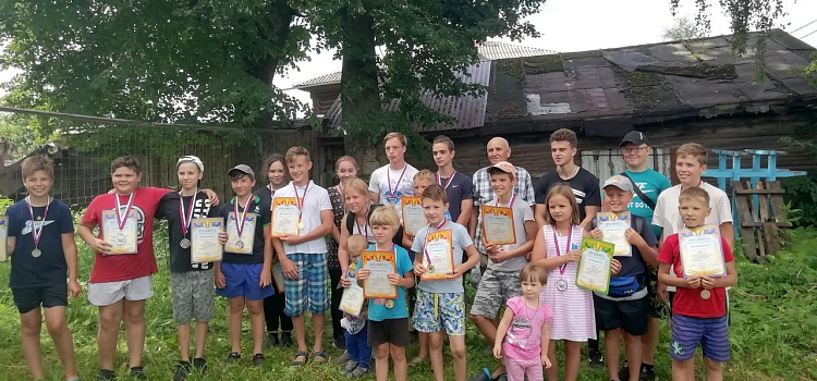 «Здание рушится на глазах». В Переславле-Залесском бьют тревогу из-за состояния базы детской спортивной школы_165819