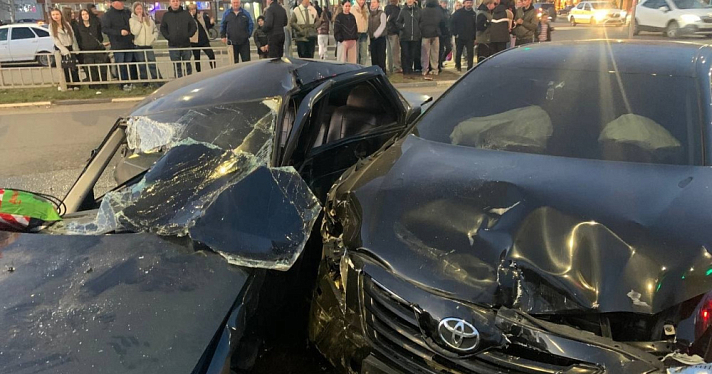 «Ангел-хранитель уберёг»: в Тутаеве произошло жёсткое ДТП, в котором чуть не пострадали девочки-подростки