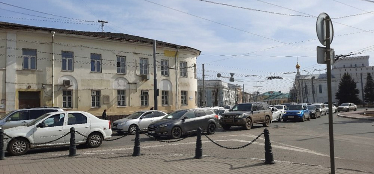 Ярославль встал в пятничные пробки: где не проехать