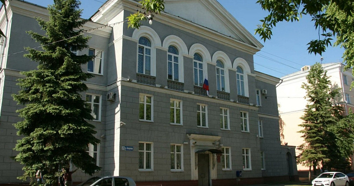 Экс-замначальника угрозыска УМВД по Ярославской области получил 15 лет колонии за наркотики и оружие