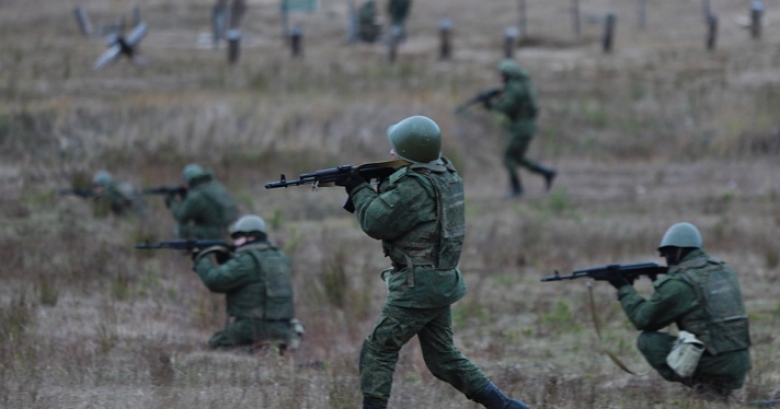 Ярославцам показали, в каких условиях проходят подготовку мобилизованные на полигоне в Костромской области_225687