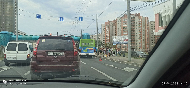 В Ярославле при столкновении автобусов пострадали пассажиры_217371