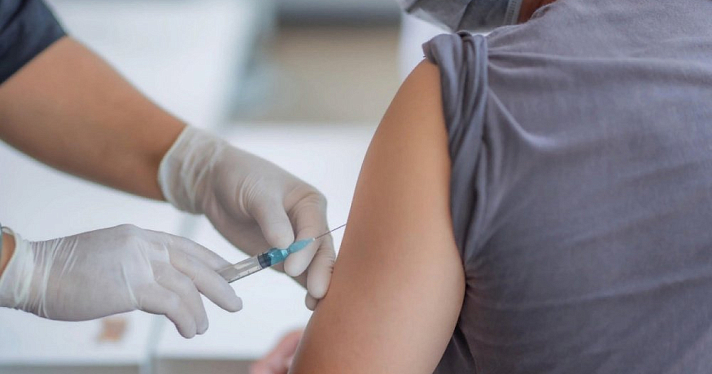 В 2022 году может начаться вакцинация детей от коронавируса