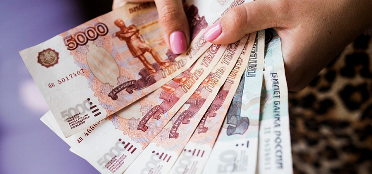 Ярославская студентка хотела продать платье, но лишилась 100 тысяч рублей