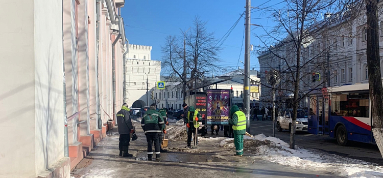 Предпринимателей Ярославля попросили усилить уборку территорий от снега и льда