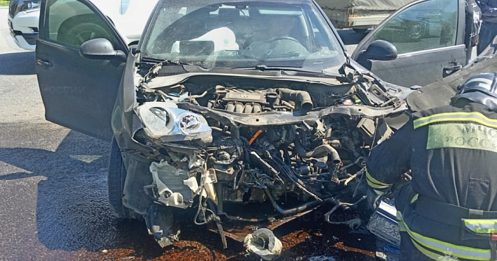 В Тутаеве в тройном ДТП пострадали два человека