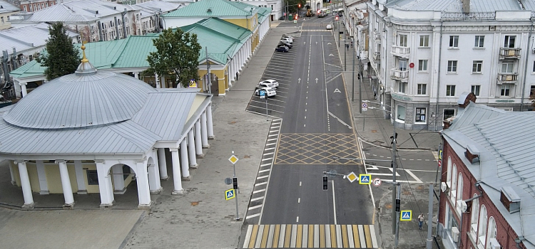 В Ярославской области в рамках нацпроекта установили новые светофоры, уличное освещение и барьерные ограждения_229179