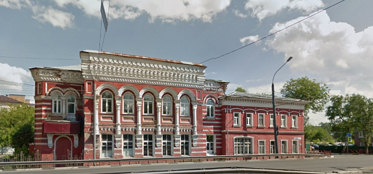 В Ярославле снова продают здание бывшей поликлиники на Московском проспекте