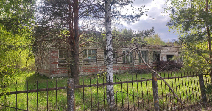 В Ярославской области продают здание бывшей школы